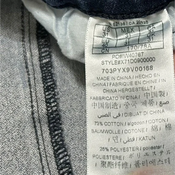 Guess Women'sBermuda Shorts Size 31 Blue Denim Drawstring Cuffed Rolled Hem Y2K - Picture 5 of 6